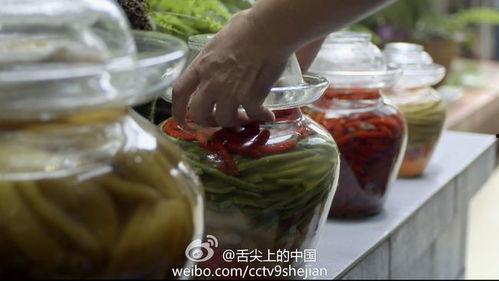 娱乐吃瓜酱两瓶水